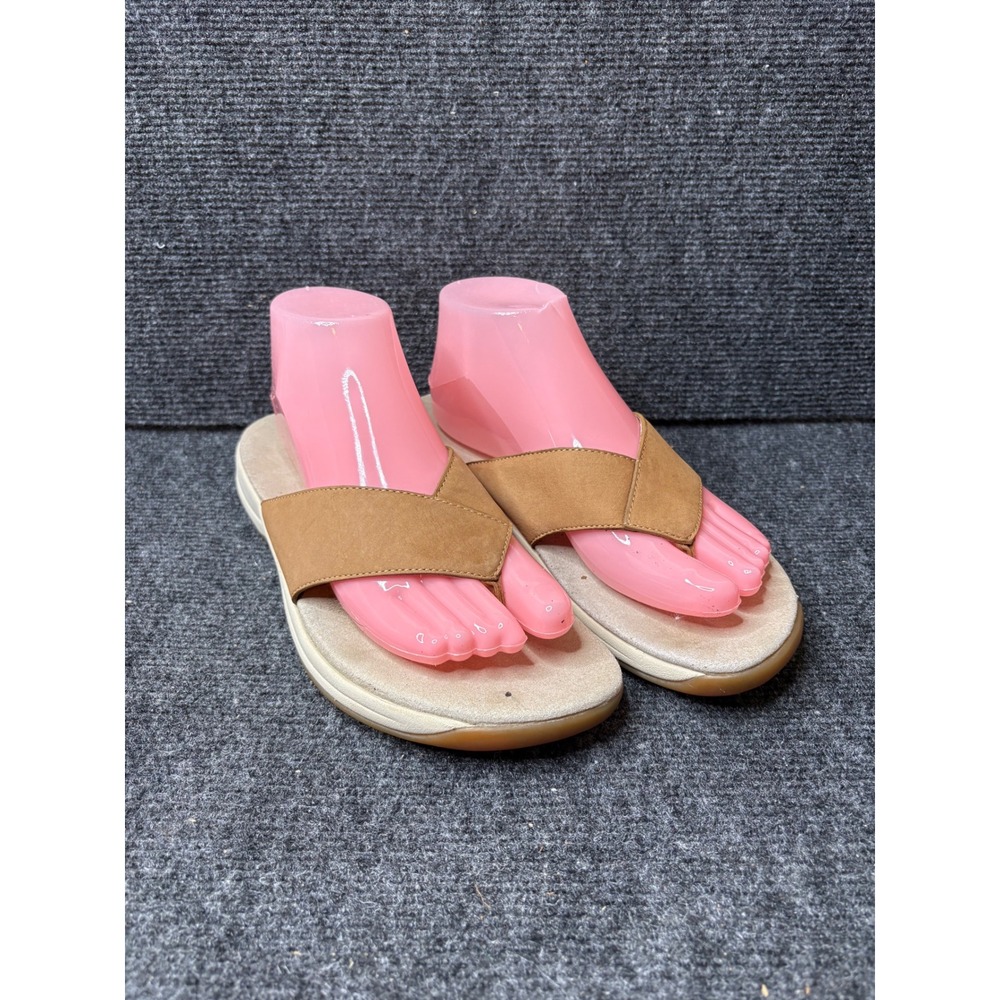 Eastland 301 Womens Tan Faux Suede Slide Thong Sandals Floral Sole Size 8M